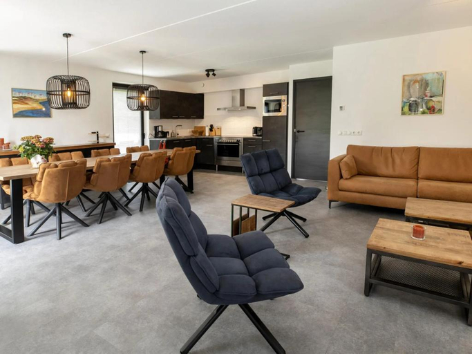 Food & Drinks, Beautiful villa with spacious garden, Skarsterlân