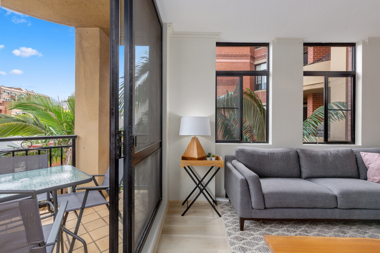 Living room 5, Bright 2-bed Retreat Near Darling Harbour, Sydney