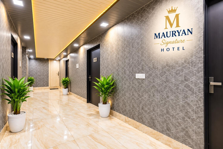 Public Area 3, Mauryan Signature hotel Devli Khanpur, Delhi
