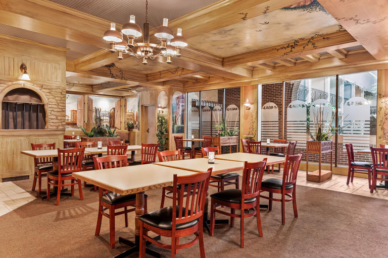 Food & Drinks 5, Ramada by Wyndham Fredericton, York