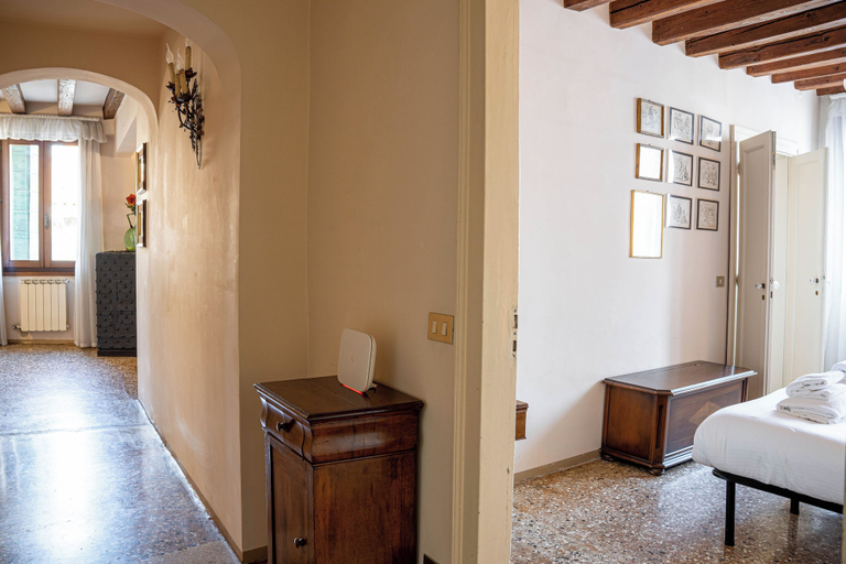 Interior 5, Gorgeous Apartment St. Mark Square by Ca-sa Check, Venezia