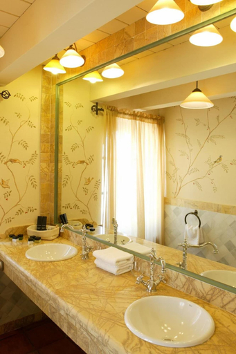 Bathroom, Hacienda Montija, Huelva