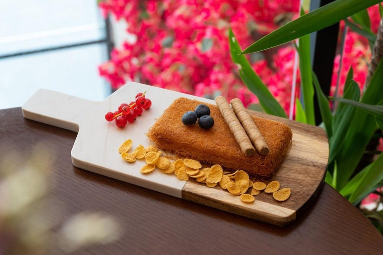 Food & Drinks 4, Laten Suites Al Salim Plaza, Jeddah