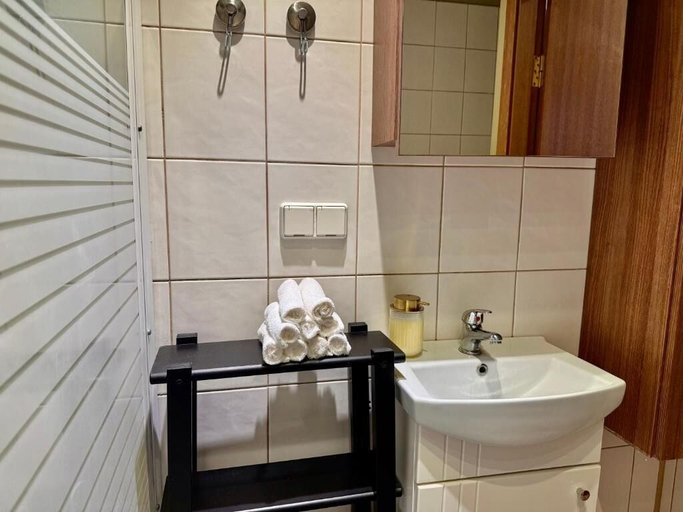 Bathroom 2, Pilies23 Old Town Luxury Apartment, Vilniaus