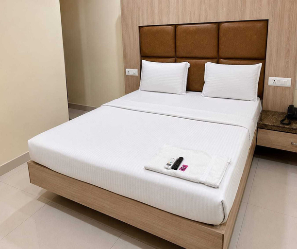 Room 4, Classic Hotel Stay Comfort, Hyderabad