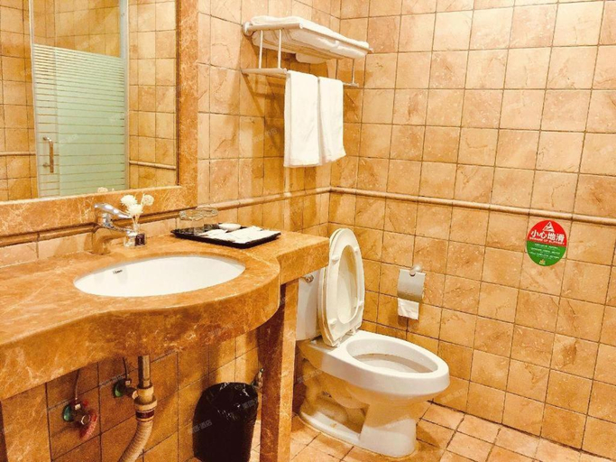 Bathroom, Gt Alliance Shanghai Baoshan District Meilan Lake , Shanghai