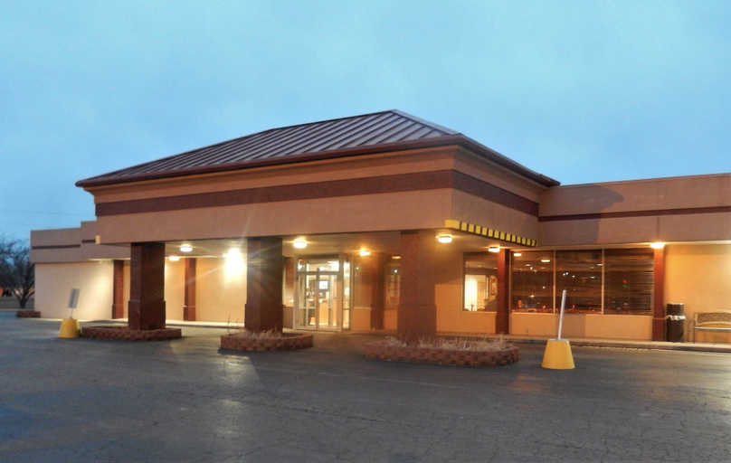 Exterior & Views 2, Red Roof Inn Ashtabula - Austinburg, Ashtabula