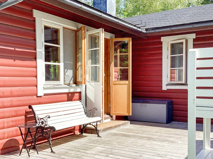 Others 4, 4 Star Holiday Home in Blido, Norrtälje