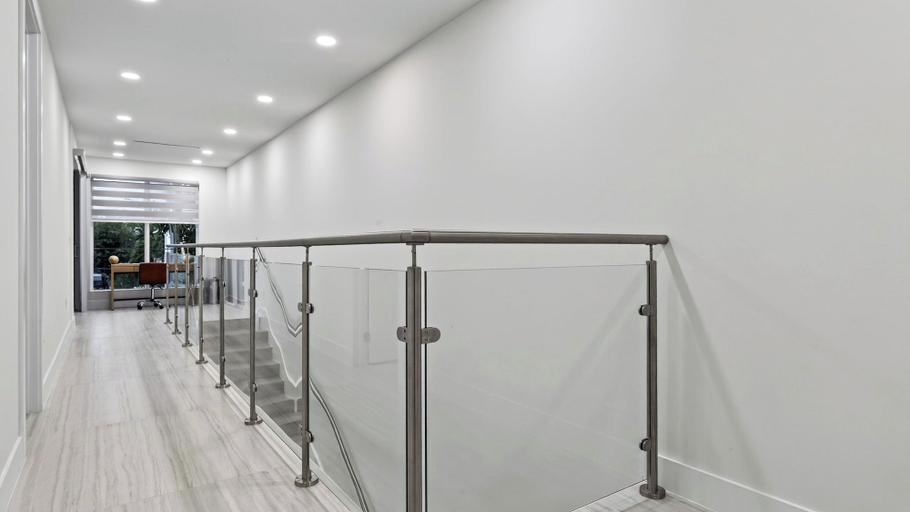 Interior 5, Palm Perch by Avantstay Shared Pool Deck + BBQ + Skyline Balcony Walk to Las Olas, Broward