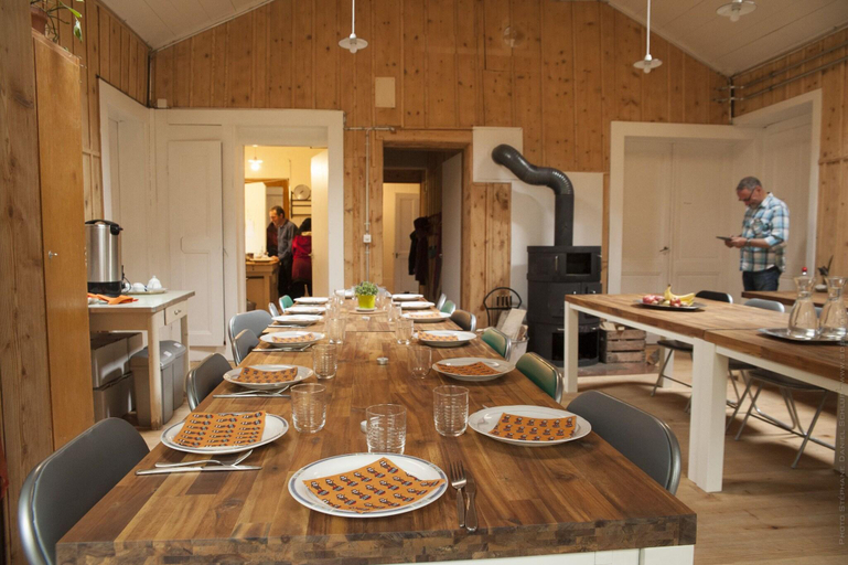 Food & Drinks 5, Riversong Centre Thermal, Aigle
