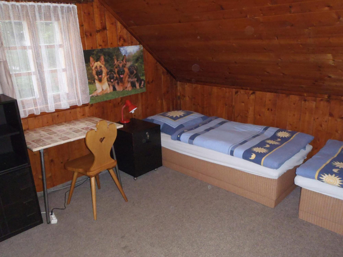 Bedroom 2, Penzion Mikeš, Trutnov