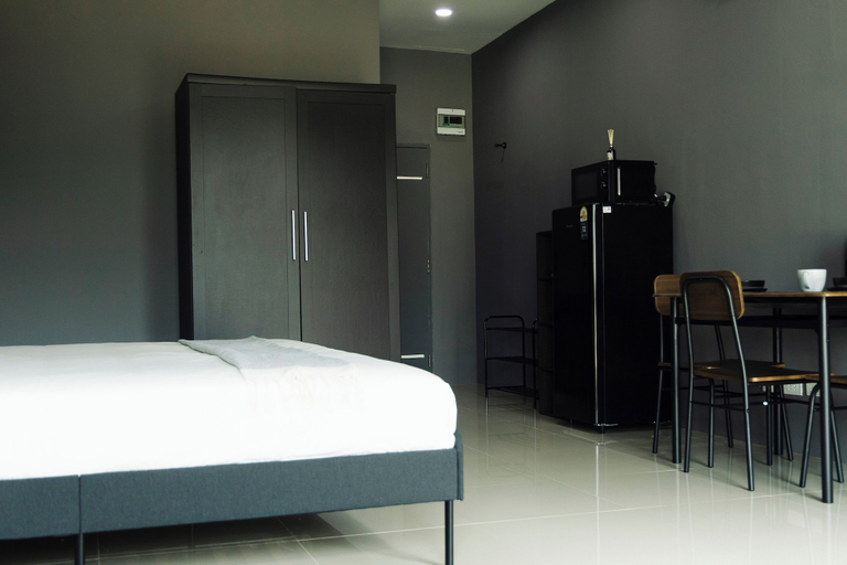 Room 2, The One Rooms, Phuket Island