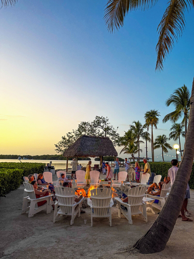 Food & Drinks 5, Coconut Palm Inn, Monroe