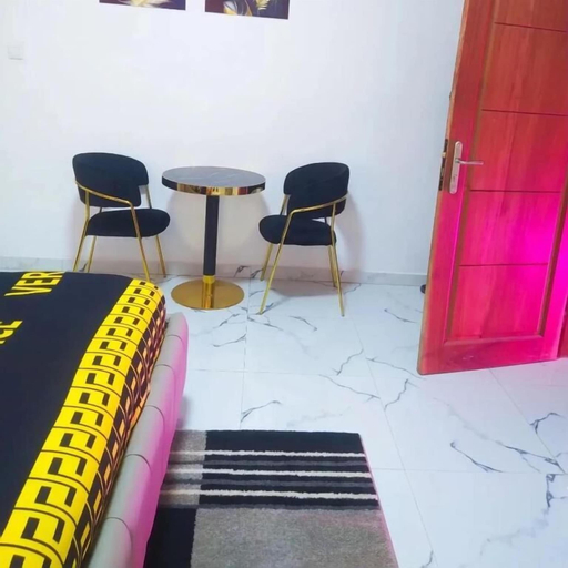 Room 5, Chambre SCAT urbam, Dakar