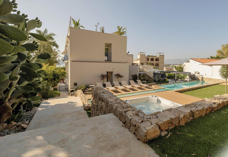 Exterior & Views 2, Hotiday Mondello Beach, Palermo