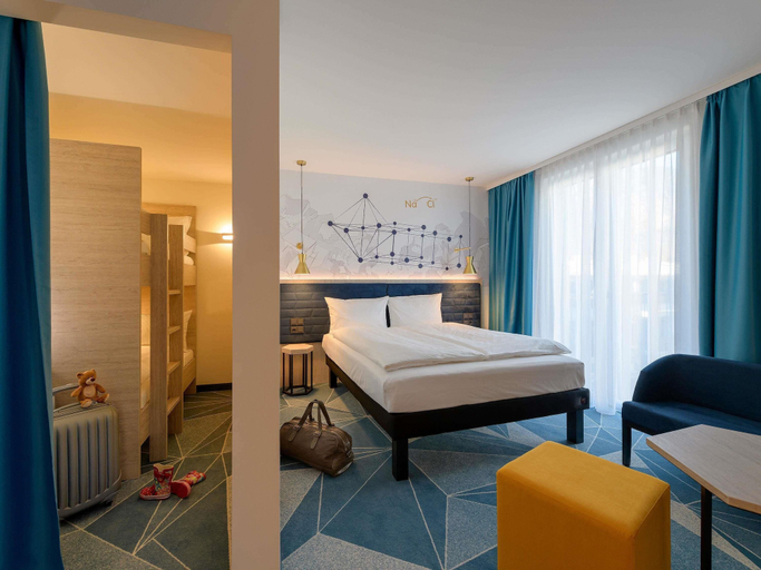 Bedroom 4, ibis Styles Bad Reichenhall, Berchtesgadener Land