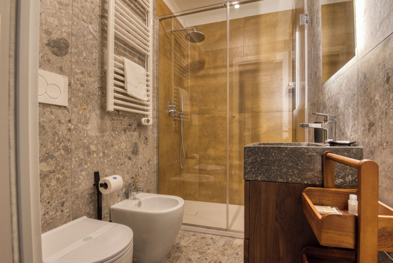 Bathroom 4, VivimiHome Suite Topazio Luxury Apt, Milano