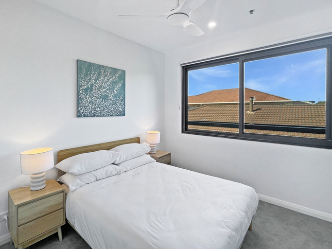 Room 5, Scenic Batemans Bay Stay Near Golf Course, Eurobodalla