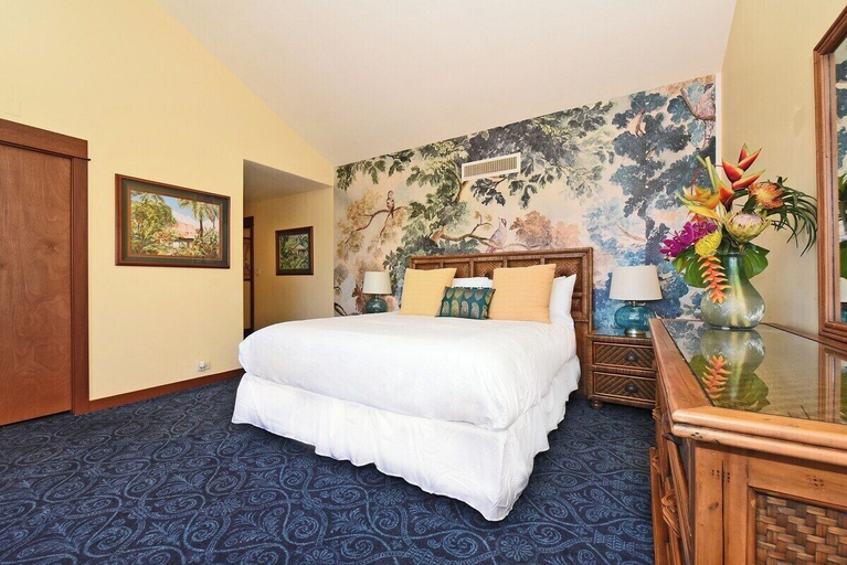 Interior 5, Golf-view & Updated 2BR Condo Near Beach- KRL D302, Maui