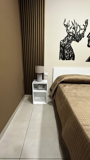 Safe 3, Le Grotte Suite, Napoli