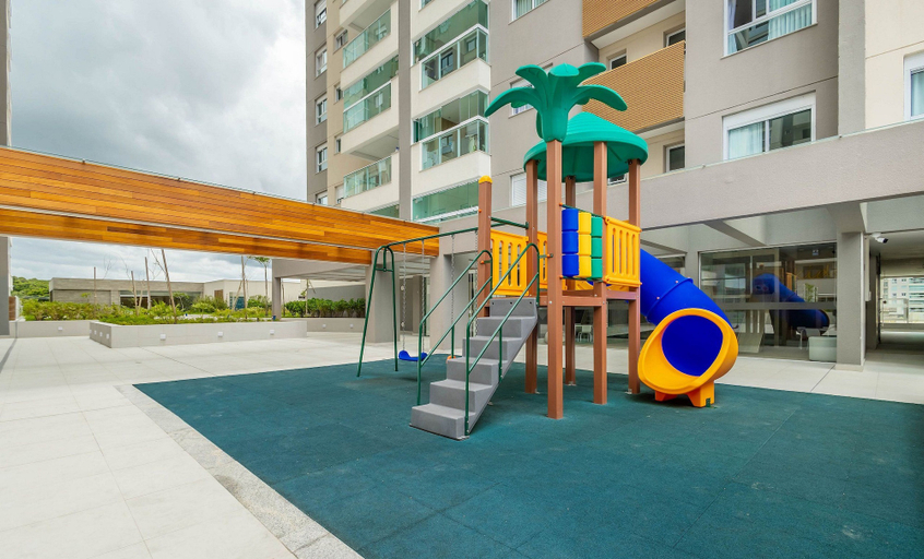 Children's area 5, Cond. c/ Academia a apenas 200 m da Praia de Piçarras - PTCs, Piçarras