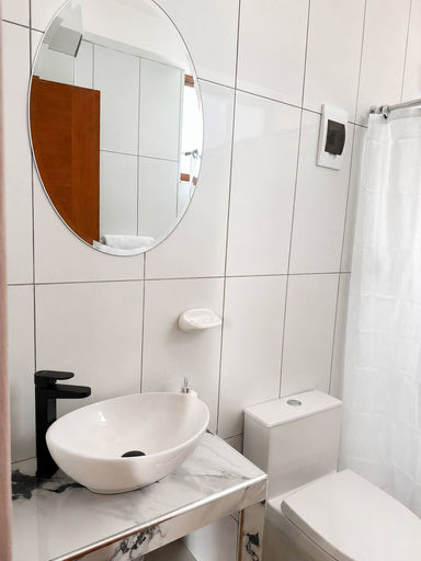 Bathroom 2, Urubamba 2 Bedrooms, Terraces and Views, Urubamba
