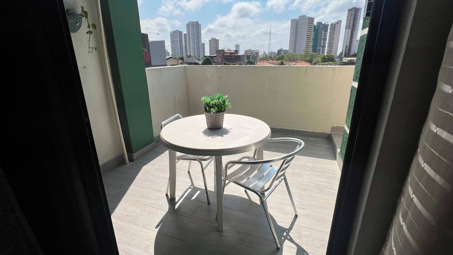 Outdoor dining 4, 401 Suite Elegante e Moderna, Belém