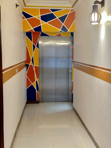 Elevator, Residence Les Maristes, Dakar