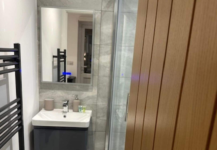 Bathroom 4, Sleeps2-studio-nearbelhuswoods-freeparking, Thurrock