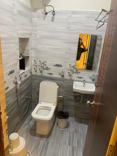 Bathroom, Allen Residency, Erode