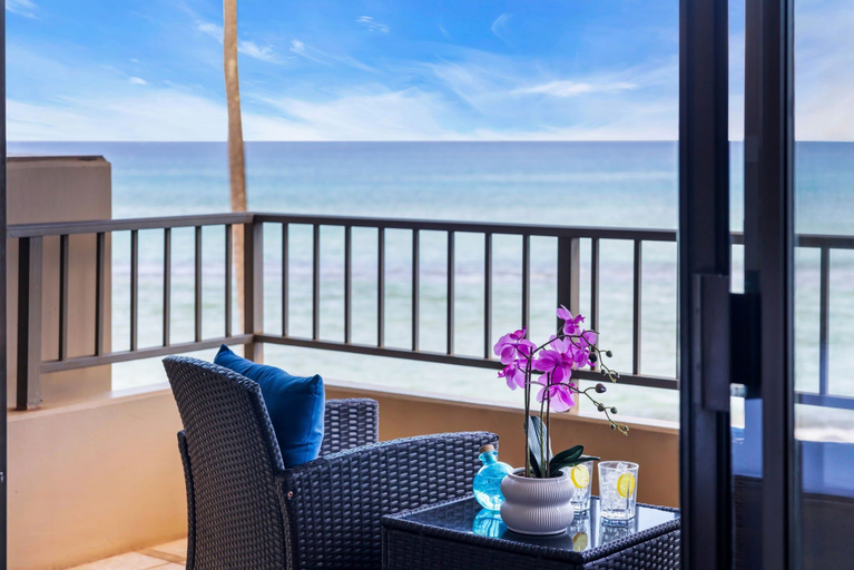 Interior 5, Updated 2BD Direct Oceanfront Retreat Steps From Pool & Hot Tub-paki Maui 222, Maui