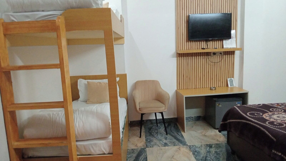Bedroom 1, Mirage Grand, Kangra