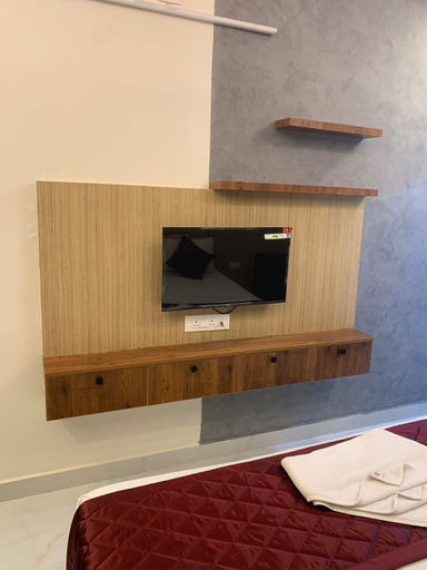 Room 5, Allen Residency, Erode
