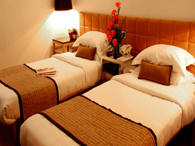 Bedroom 3, Hotel Palace Heights, Delhi