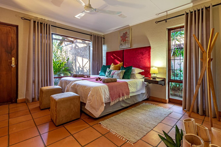 Bedroom 3, Ulwazi Rock Lodge, Ehlanzeni