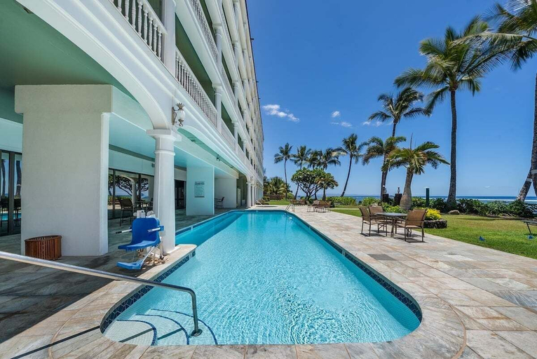 Outdoor pool 2, Summer Sale! Direct Beachfront Studio With Stunning View - Lahaina Shores 523, Maui