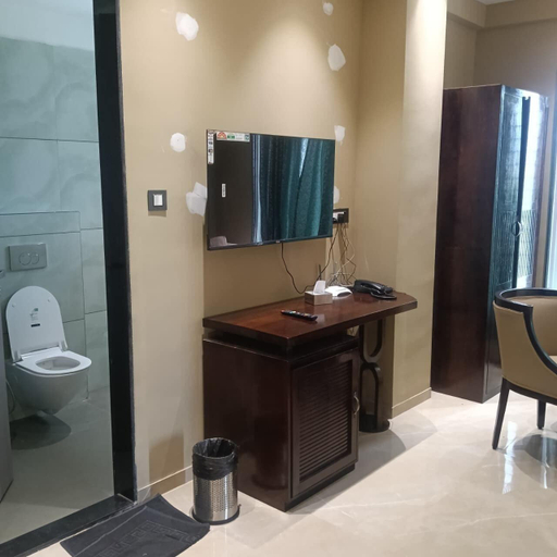 Bathroom 4, The VSK Stays, Nashik