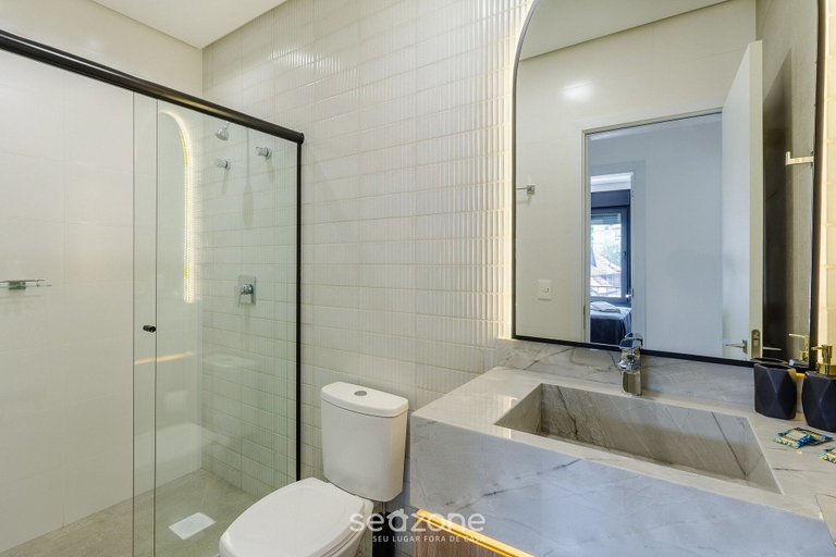 Bathroom, Apt w/ Balcony in Gramado Downtown - Cbg0027, Gramado