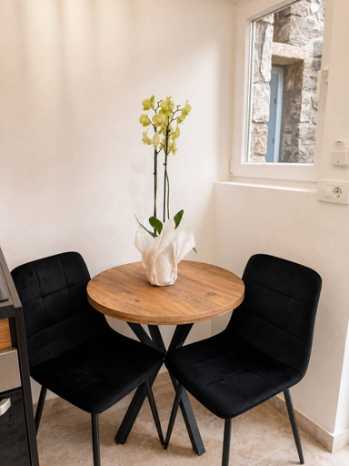 Dining, Black Lithos Residences, South Aegean