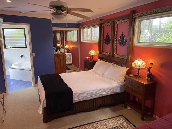 Bedroom 3, Tambaridge Bed and Breakfast, Tamborine Mountain