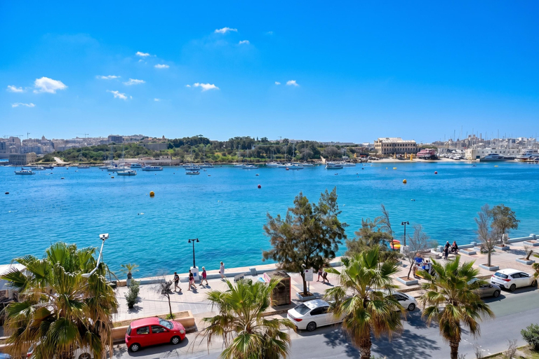 Parking, A Sunny Seaview In Central Sliema