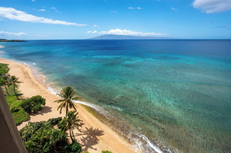 View from room 4, 2 Villas, Oceanfront, 3 Bedrooms, Sleeps 6, Maui