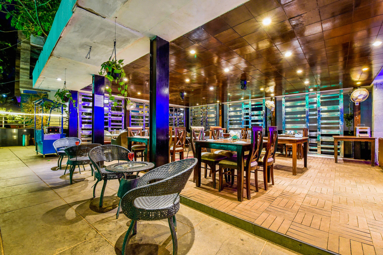 Food & Drinks 5, FabHotel Prime The King's Court - 700M From Calangute Beach, North Goa