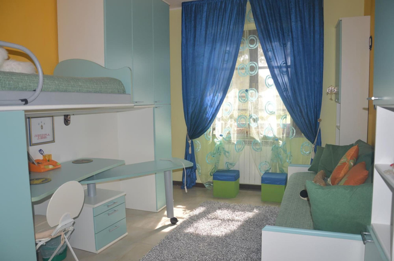 Bedroom 4, B&B Fra e Fe, Oristano
