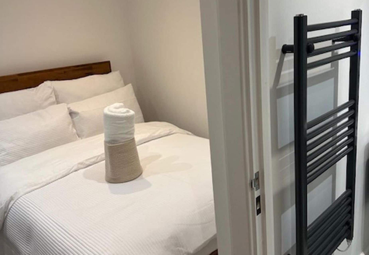 Room 3, Sleeps2-studio-nearbelhuswoods-freeparking, Thurrock