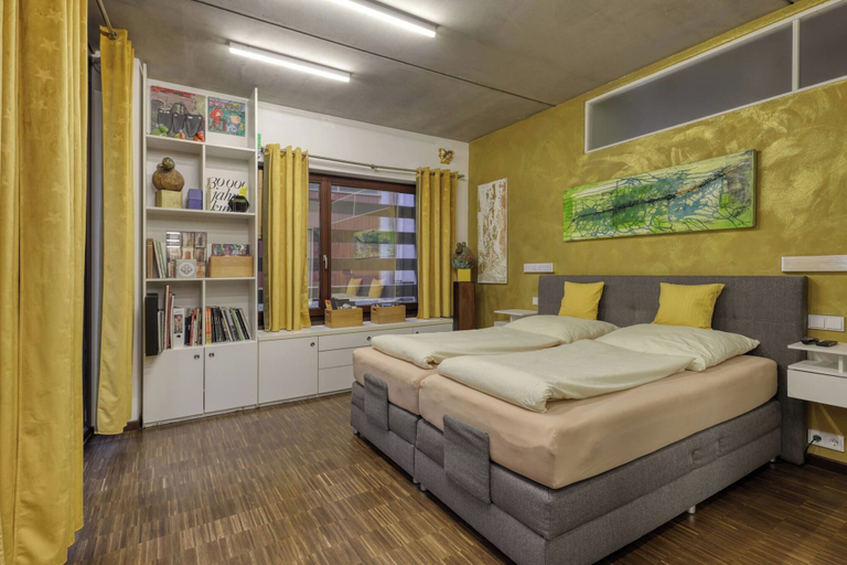 Room, Exclusive Suite in Marktheidenfeld - Modern Comfort Meets Original Art, Main-Spessart