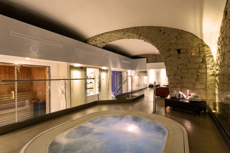 Sport & Beauty, Palazzo Caracciolo Naples, Napoli