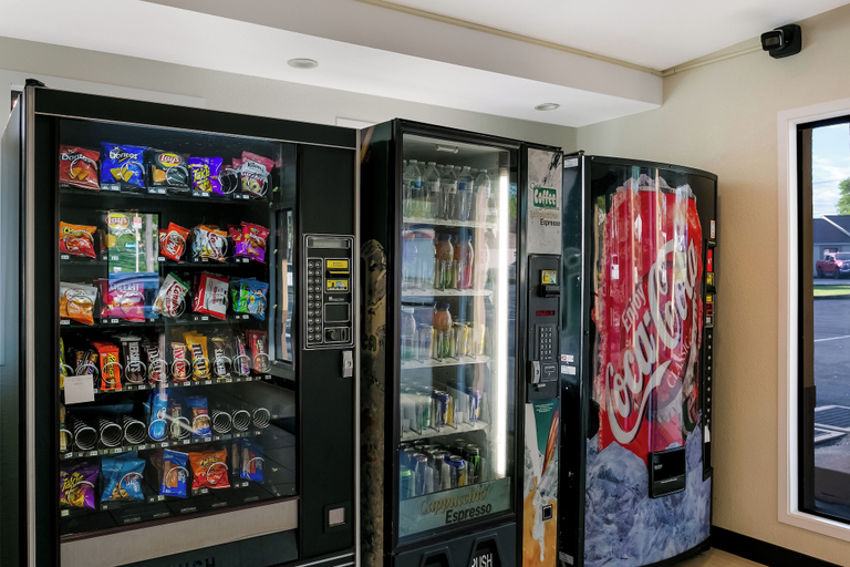 Food & Drinks 5, Red Roof Inn Denver - Lancaster County, Lancaster