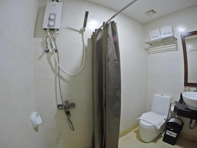 Bathroom 4, Cebu Capitol Central Hotel And Suites, Cebu City
