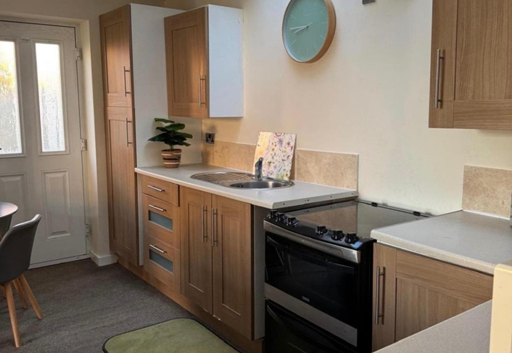 Private kitchen 4, Apartment Sleeps 4 - Free Parking & Wifi, North Yorkshire